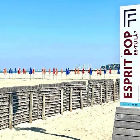 Hébergement de vacances Le Donjon, Bord De