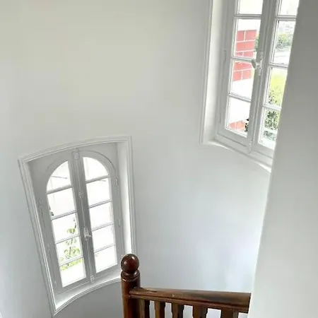 Le Donjon, Bord De Tourgéville