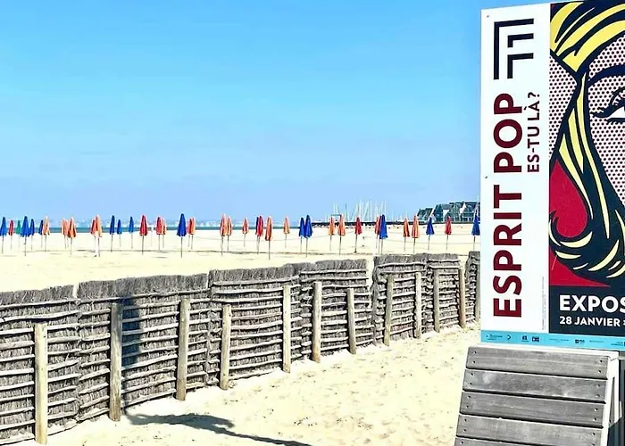 펜션 Le Donjon, Bord De