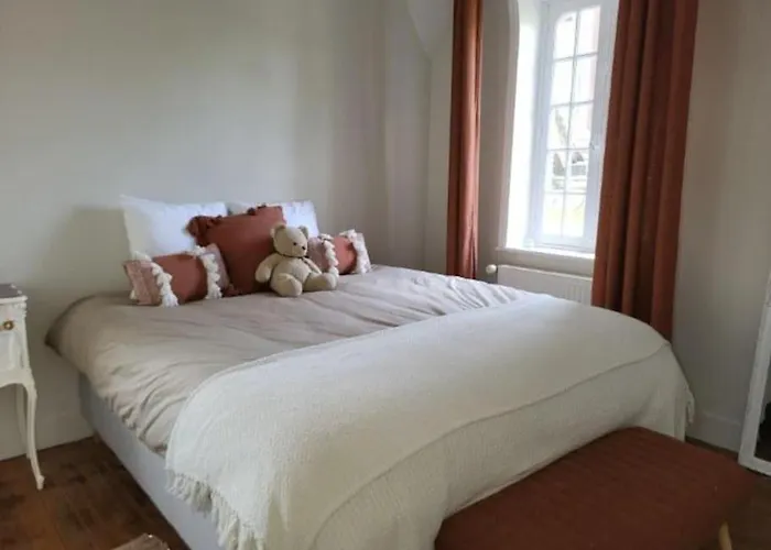 Le Donjon, Bord De 펜션